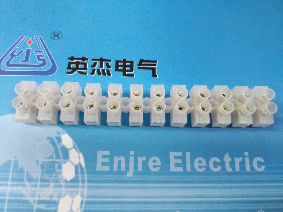 接线端子